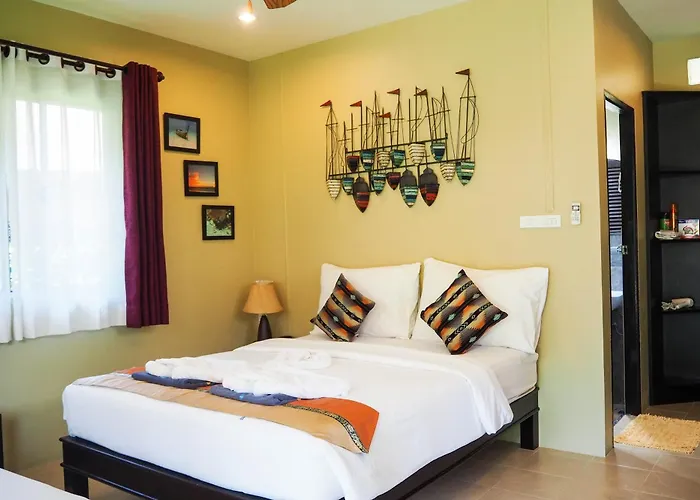 Lanta Castaway Beach Resort Ko Lanta