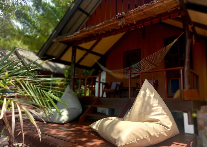 Sabai Sabai Beach Bungalows Koh Phayam