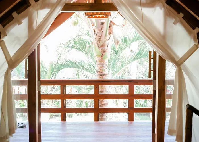Island View Bar & Bungalow Gili Islands