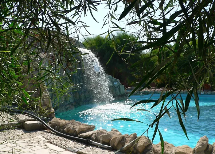 Riviera Beach Bungalows Girne