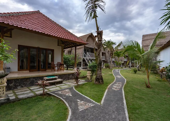Mushroom Beach Bungalows Nusa Lembongan