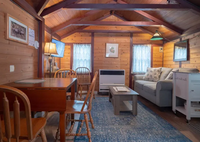 Hillside Bungalows Banff