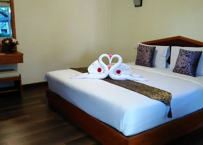 Lanta New Coconut Bungalow Koh Lanta