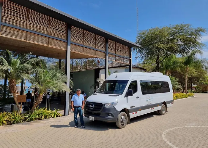 Punta Sal Suites & Bungalows Resort Canoas de Punta Sal
