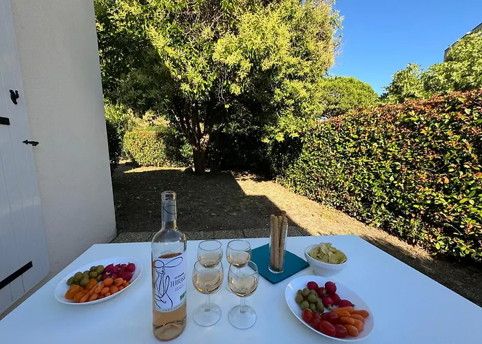 Beach Cannes Bungalows - Appart'hôtel Le Cannet