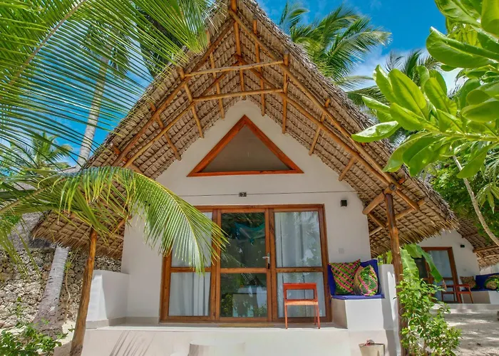 Mnana Beach Bungalows Pingwe