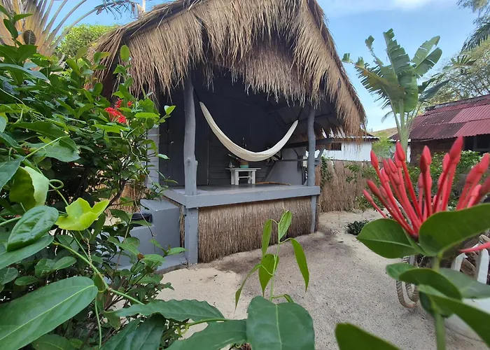 Sea Love Beach Bar & Bungalows Baan Tai