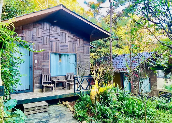 Bazan Home - Hotel & Bungalow Pleiku