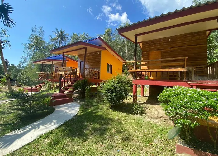 Baan Panseng Bungalow Ko Kut