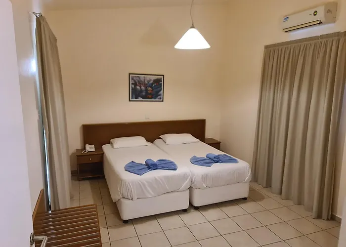 Nissiana Hotel & Bungalows Ayía Nápa