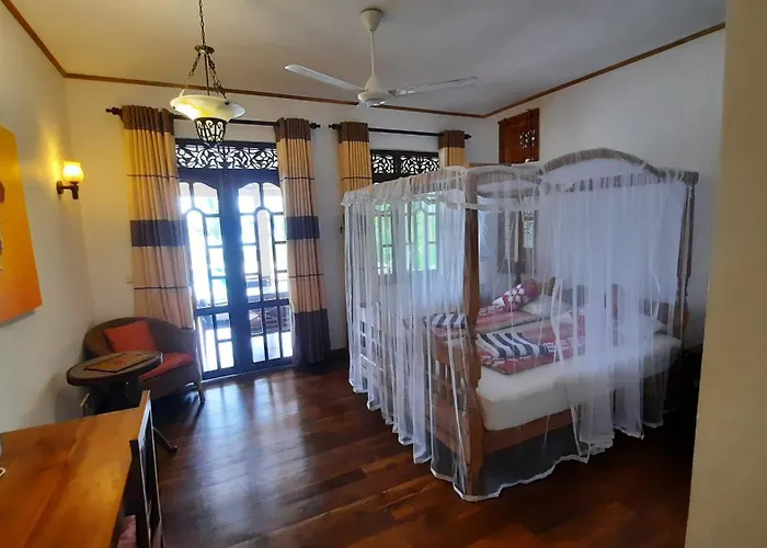 Lanka Beach Bungalows Tangalle