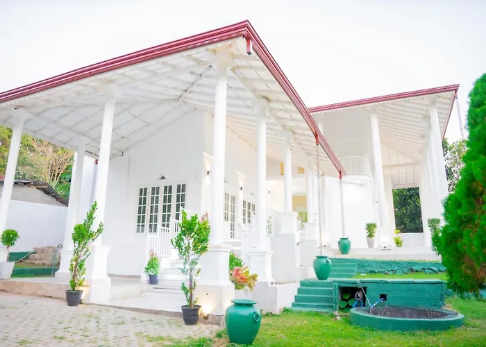 The Heavens Bungalow Katunayaka