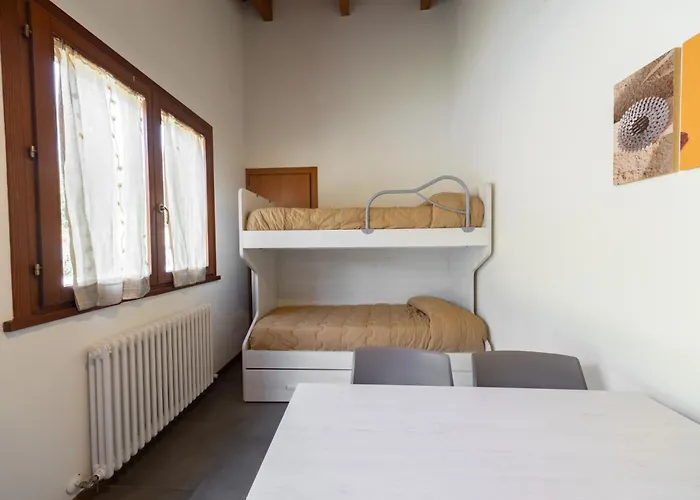 La Valle Dei Caprioli Village Bungalow Park - Freelandia Azienda Agricola Montescudo