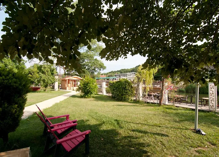 Gizemli Nehir Bungalov Otel Ağva