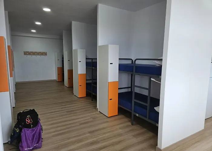 Albergue Camping De Castro