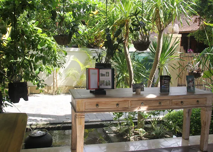 Bali Santi Bungalows Candidasa