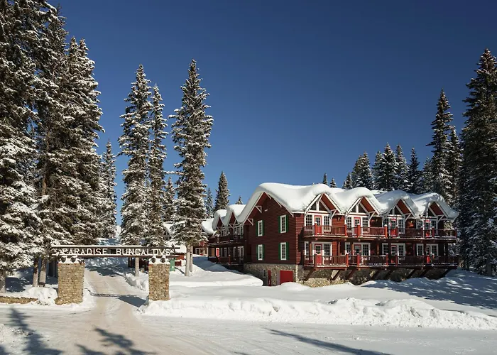 Paradise Lodge And Bungalows Lake Louise