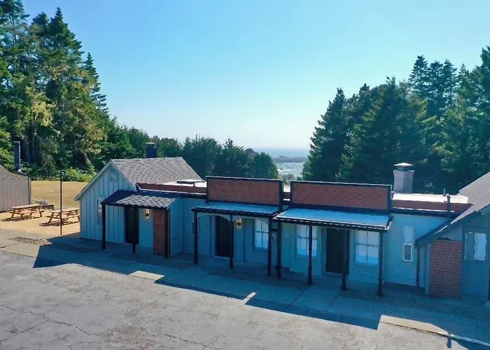 Mendo Bungalow Mendocino