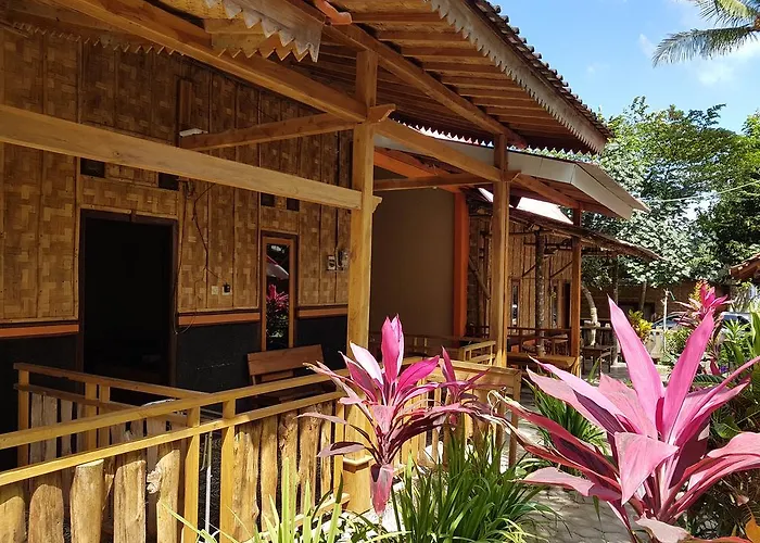 Red Island Bungalows Pasanggaran