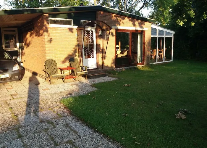 Recreatie Bungalow Eureka Sint Maartensvlotbrug