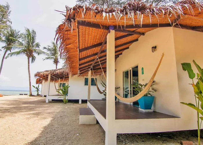 Sarana Bungalows (Adults Only) Baan Tai