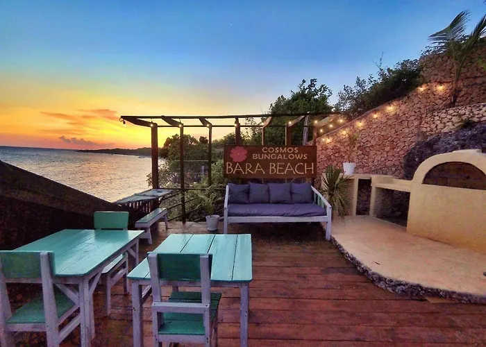 Cosmos Bungalows Bira