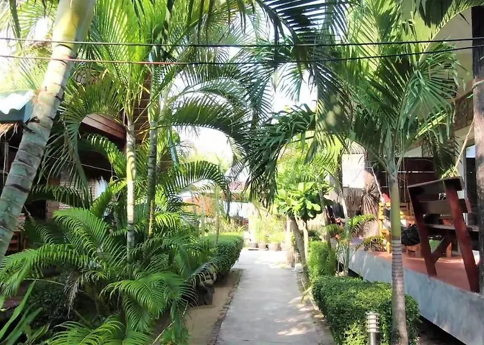 Lanta New Coconut Bungalow Ko Lanta